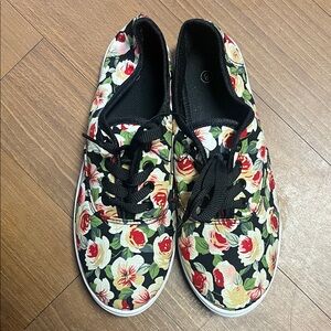 Bobi Black Floral Sneakers